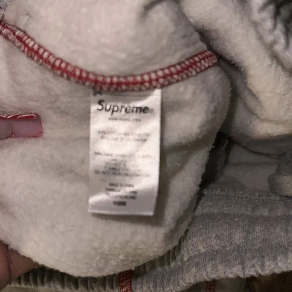 SUPREME Cover-stitch grey sweatpants 💕 - Picture 4 of 7